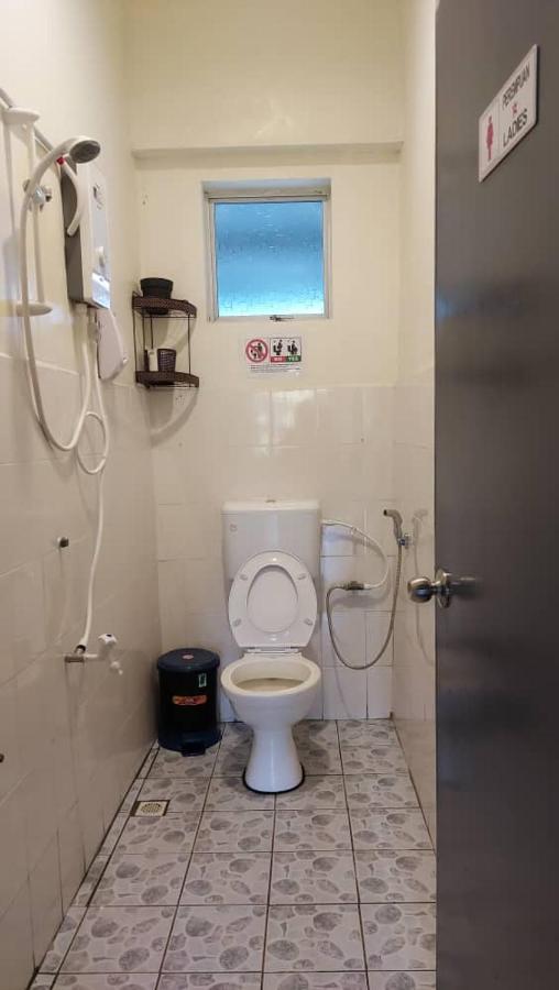 Karya Story Hostel Kudat Eksteriør billede